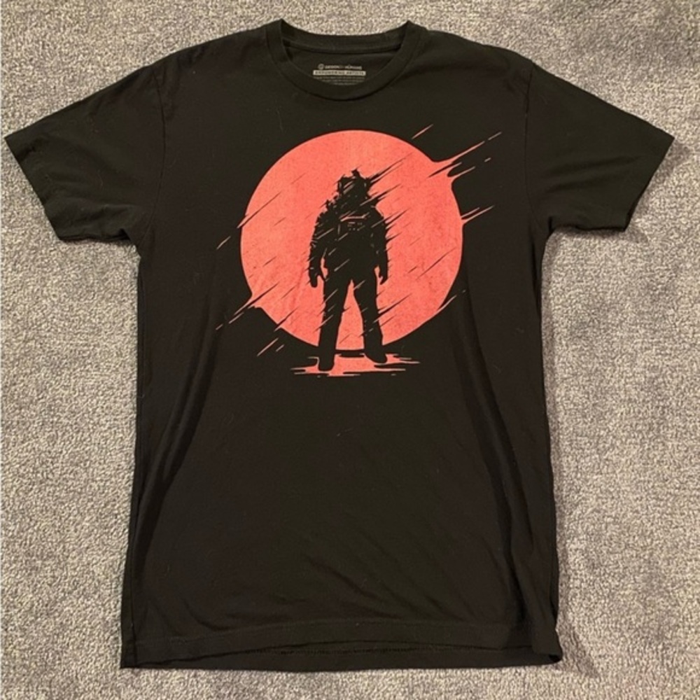 Unisex black t shirt with red full moon astronaut space design M women S men